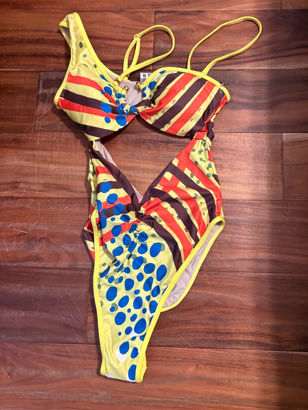 NWT BFYNE Abstract Print Bikini Set Yellow Multicolor Size Small (612)